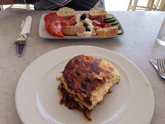 Barko Cafe Snack Bar